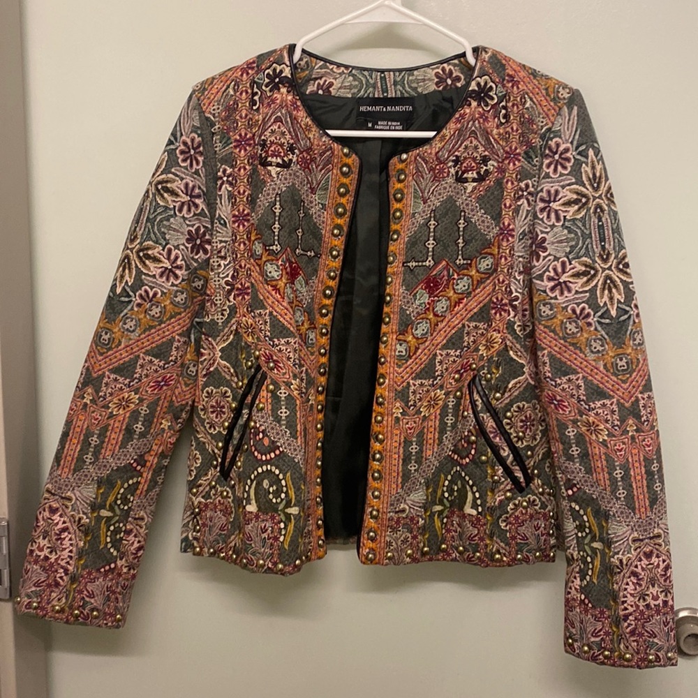 Hemant and nandita jacket